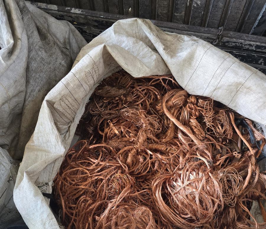 Fio de cobre separado para reciclagem